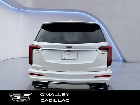 Certified 2025 Cadillac XT6 Premium Luxury w/ Platinum Package AWD/4WD image 4