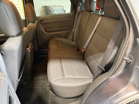 Used 2012 Ford Escape XLT AWD/4WD image 17