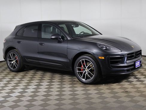 Used 2023 Porsche Macan S AWD/4WD image 2