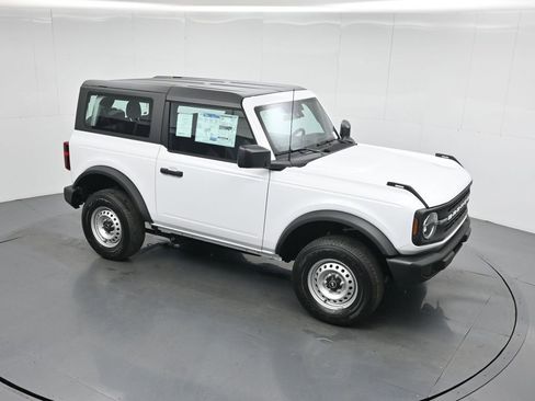 New 2025 Ford Bronco 2-Door image 33