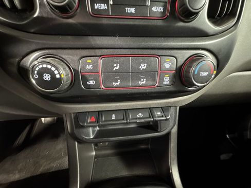 Used 2015 GMC Canyon W/T w/ Convenience Package image 26