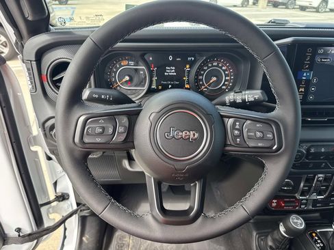 New 2026 Jeep Wrangler Unlimited Rubicon image 21