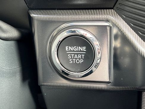 New 2025 Ford F150 Platinum w/ Equipment Group 702A High image 28