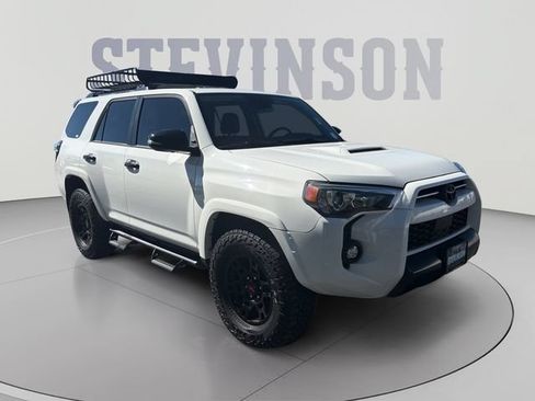Used 2021 Toyota 4Runner Venture w/ Moonroof Package AWD/4WD image 7