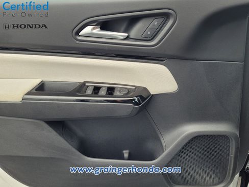 Certified 2024 Honda Prologue EX image 23