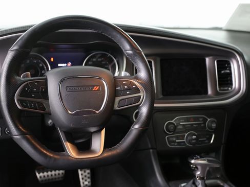 Used 2022 Dodge Charger Scat Pack w/ Dynamics Package image 4