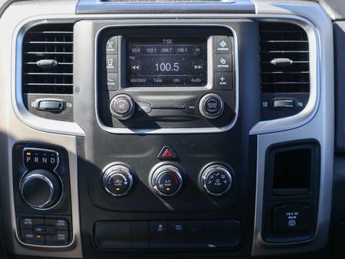 Used 2015 RAM 1500 Big Horn AWD/4WD image 26