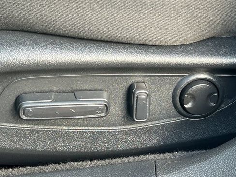 Used 2025 Honda Accord SE image 25