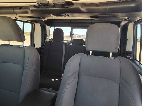 Used 2021 Jeep Gladiator Sport AWD/4WD image 22