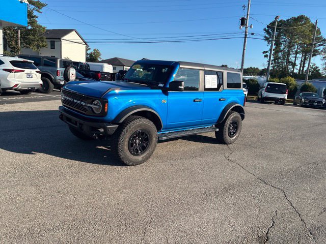 Used 2024 Ford Bronco Wildtrak AWD/4WD image 11