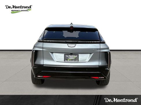 Used 2024 Cadillac Lyriq Luxury image 6