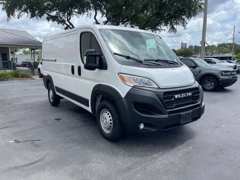 Used 2025 RAM ProMaster 2500 w/ Convenience Group FWD image 7
