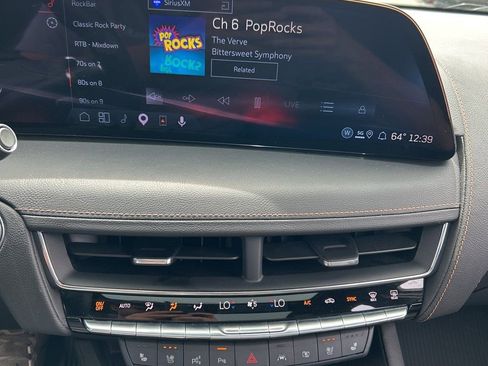 Used 2025 Cadillac CT5 V w/ Technology Package AWD/4WD image 15