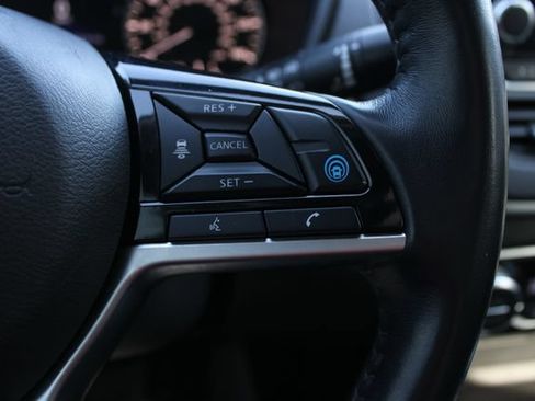 Used 2019 Nissan Altima 2.5 SV AWD/4WD image 9