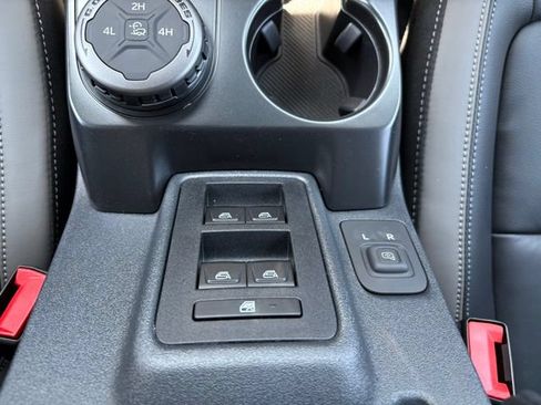 New 2026 Ford Bronco Outer Banks AWD/4WD image 30