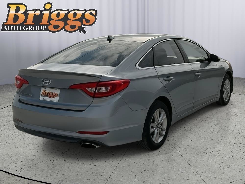 Used 2016 Hyundai Sonata SE FWD image 5