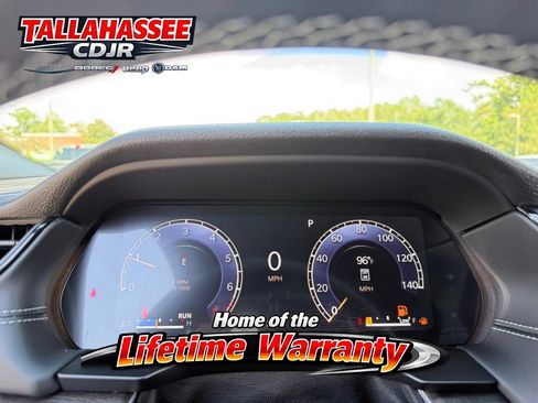 New 2026 Jeep Grand Cherokee Limited w/ Luxury Tech Group II RWD image 20