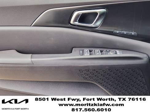 New 2026 Kia Carnival SX w/ SX Dark Edition Package FWD image 16