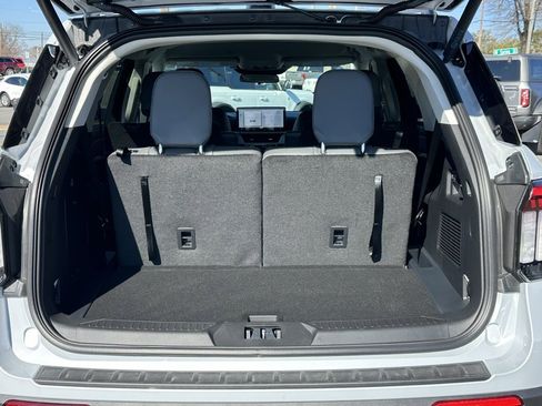 New 2026 Ford Explorer Active w/ Active Comfort Package image 40