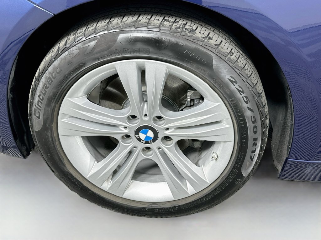 Used 2018 BMW 330i Sedan RWD image 30