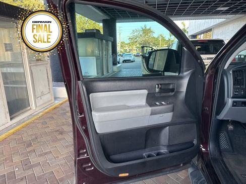 Certified 2019 Toyota Sequoia SR5 image 15