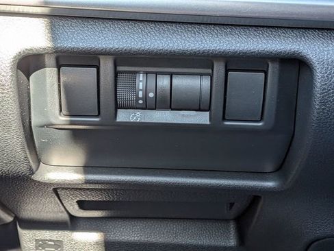 Certified 2025 Subaru Impreza 2.0i image 18