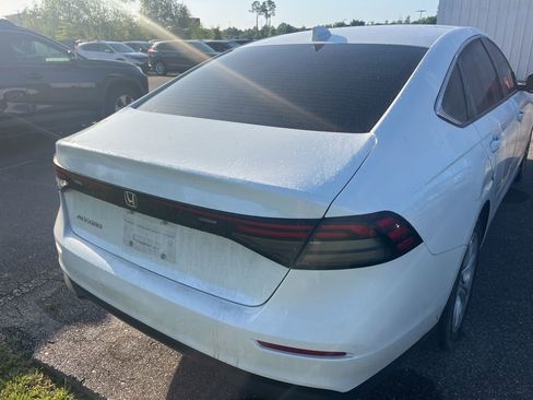 Used 2023 Honda Accord LX image 3