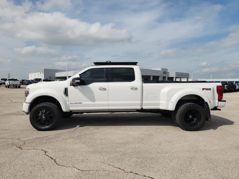 Used 2022 Ford F450 Limited w/ FX4 Off-Road Package AWD/4WD image 4