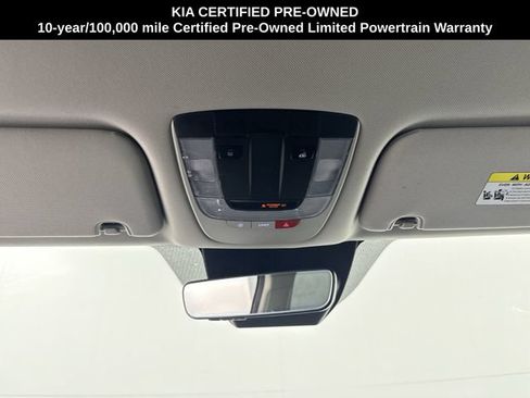 Used 2022 Kia Sorento S AWD/4WD image 9