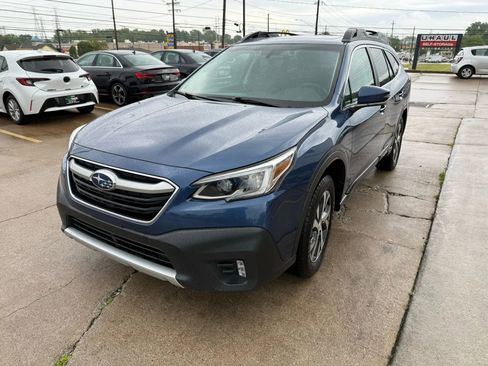 Used 2022 Subaru Outback Limited image 4