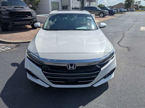 Used 2021 Honda Accord Touring image 10