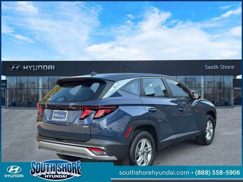 Certified 2025 Hyundai Tucson SE AWD/4WD image 6