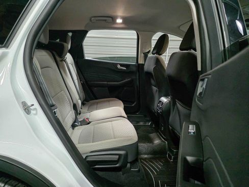 Used 2021 Ford Escape SE w/ Convenience Package image 16