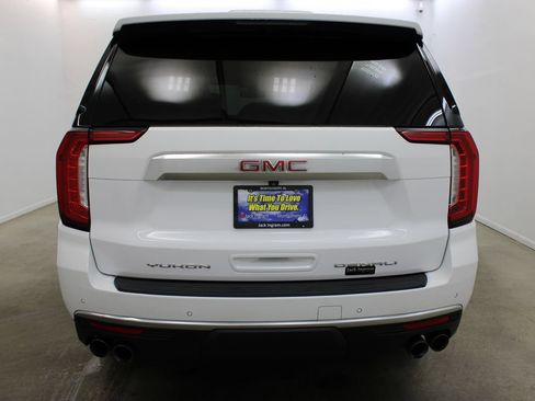 Used 2021 GMC Yukon Denali AWD/4WD image 4
