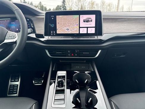 New 2026 Volkswagen Atlas SEL Premium R-Line AWD/4WD image 23