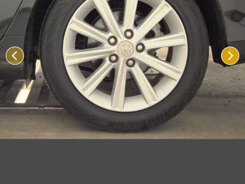 Used 2012 Toyota Camry XLE image 11