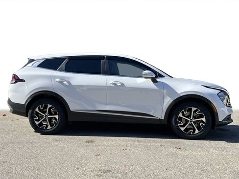 Certified 2023 Kia Sportage EX image 26
