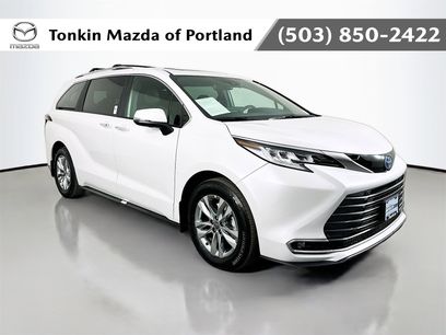 Used 2025 Toyota Sienna Limited