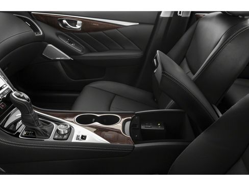 Used 2018 INFINITI Q50 Luxe w/ Essential Package (3.0T Luxe) image 12