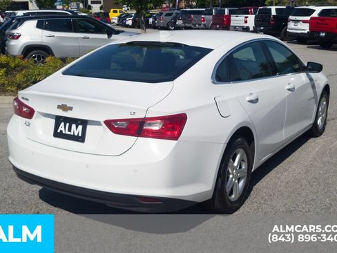 Used 2024 Chevrolet Malibu LT FWD image 5
