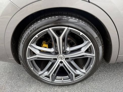 Used 2019 Maserati Levante GTS AWD/4WD image 54