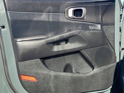 Used 2025 Kia Sorento EX image 23