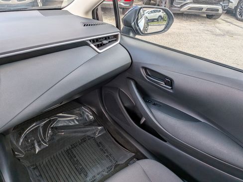 Used 2024 Toyota Corolla LE image 17