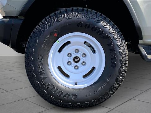 New 2026 Ford Bronco Heritage Edition AWD/4WD image 12