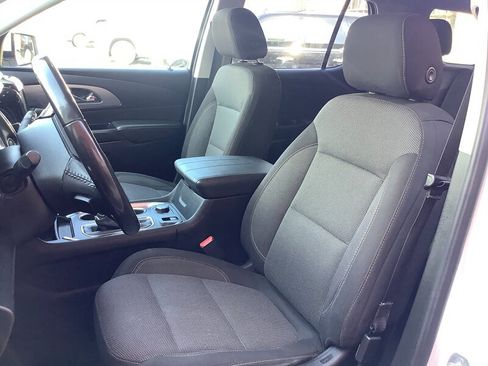Used 2019 Chevrolet Traverse LT AWD/4WD image 24