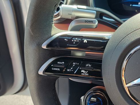 Used 2023 Mercedes-Benz SL 55 AMG 4MATIC image 29