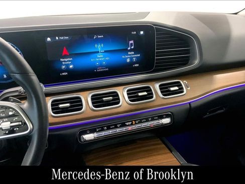 Used 2023 Mercedes-Benz GLE 350 4MATIC image 9