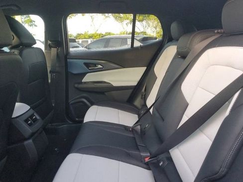 New 2026 Chevrolet Equinox EV LT AWD/4WD image 6