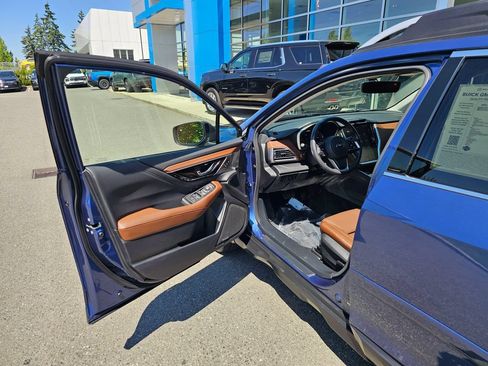 Used 2021 Subaru Outback Touring XT AWD/4WD image 19