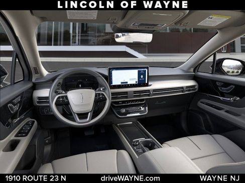 New 2026 Lincoln Corsair Premiere AWD/4WD image 9